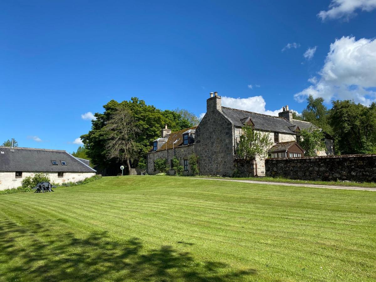Parkmore Holiday Cottages Dufftown Esterno foto
